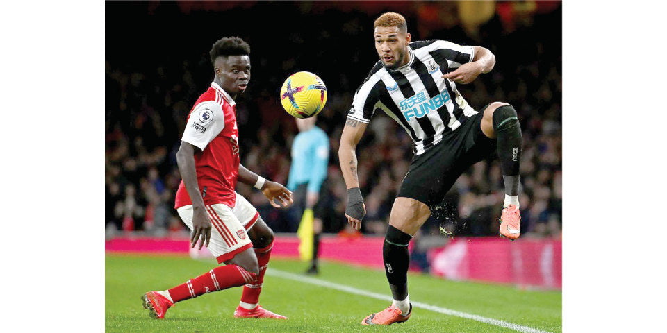 Bukayo Saka, left, and Joelinton
